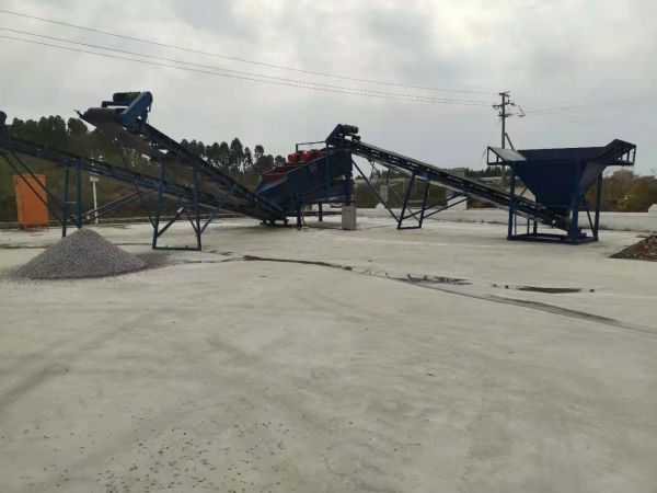 振動(dòng)洗石分級(jí)機(jī)